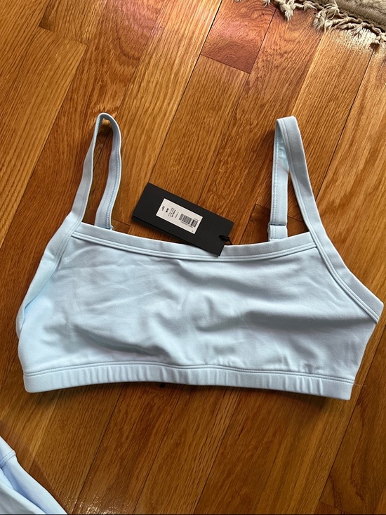 Aritzia Other - ARITZIA GOLDEN, Villa Blue Bra size Medium brand new w/tags